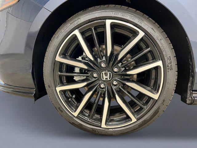 new 2025 Honda Accord Hybrid car, priced at $40,495
