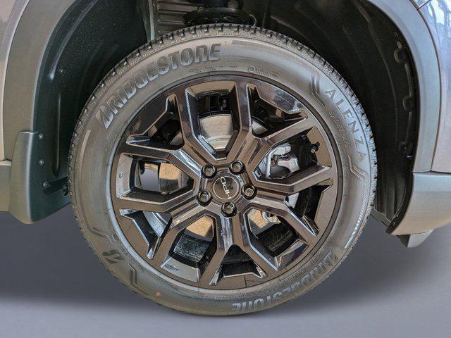 new 2025 Honda Pilot car, priced at $53,250