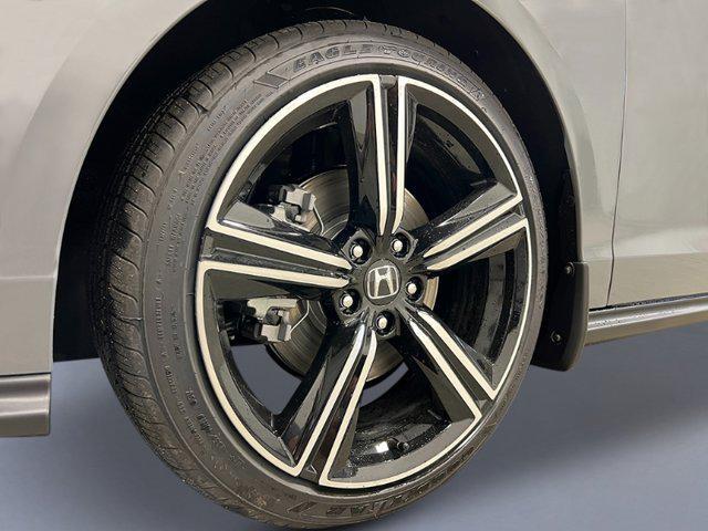 new 2025 Honda Accord Hybrid car, priced at $35,305