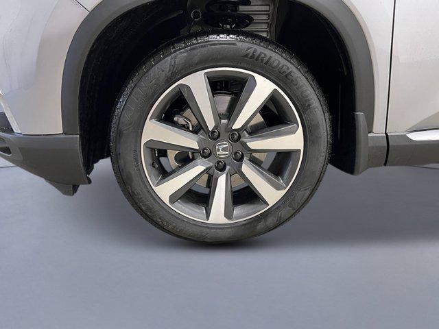 new 2025 Honda Pilot car, priced at $51,050