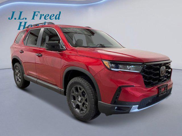 new 2025 Honda Pilot car, priced at $51,305