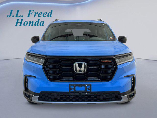 new 2025 Honda Pilot car, priced at $51,305