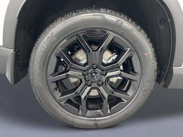 new 2025 Honda Pilot car, priced at $53,650