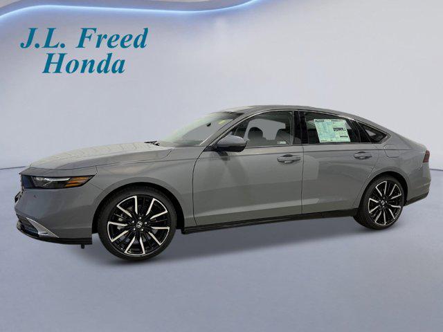new 2025 Honda Accord Hybrid car, priced at $40,905