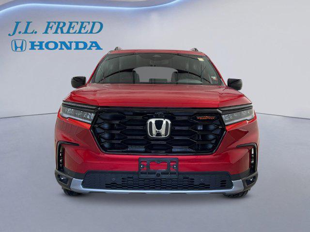 new 2025 Honda Pilot car, priced at $52,035