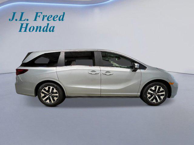new 2026 Honda Odyssey car, priced at $44,290