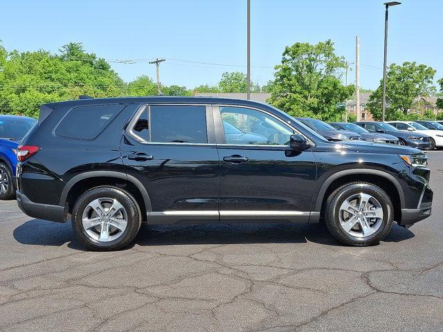 used 2025 Honda Pilot car, priced at $43,787