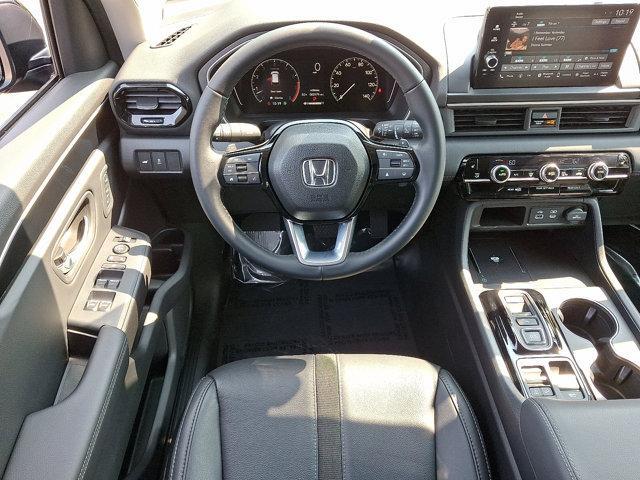 used 2025 Honda Pilot car, priced at $43,787