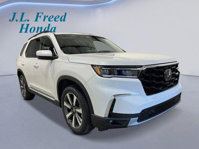 new 2025 Honda Pilot car, priced at $51,505