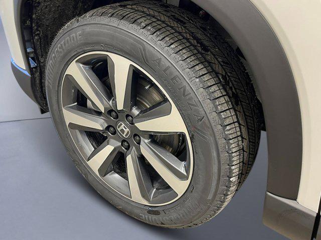 new 2025 Honda Pilot car, priced at $51,505