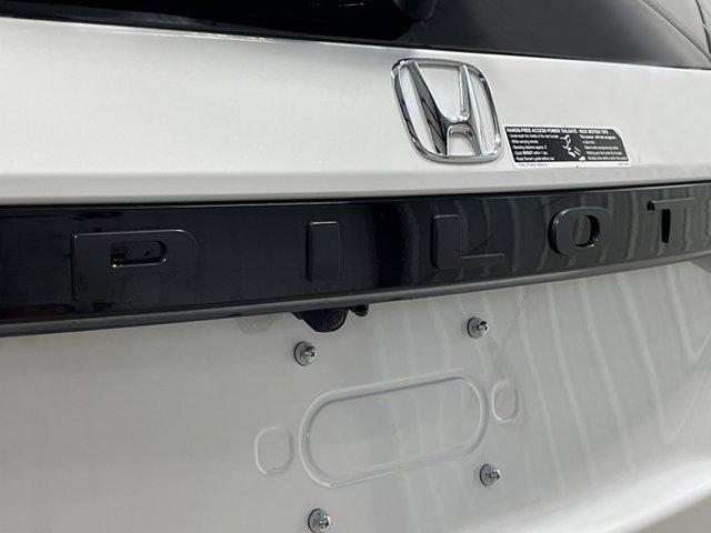 new 2025 Honda Pilot car, priced at $51,505