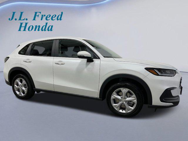 new 2025 Honda HR-V car, priced at $28,750