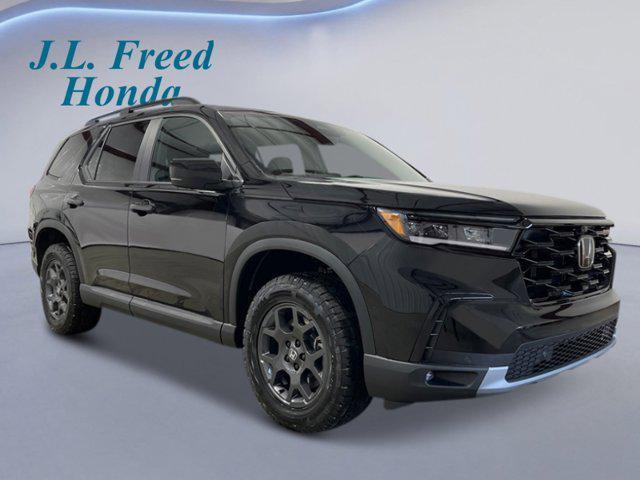 new 2025 Honda Pilot car, priced at $51,635