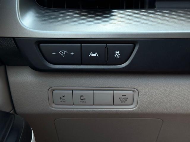 used 2024 Kia Carnival car, priced at $31,000