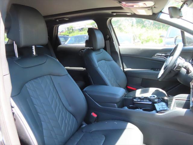 new 2024 Kia Sportage car, priced at $35,000