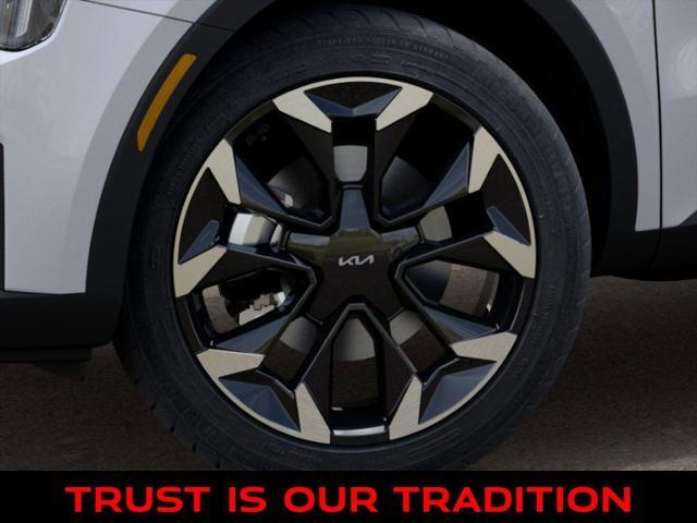 new 2025 Kia Sorento car, priced at $33,336