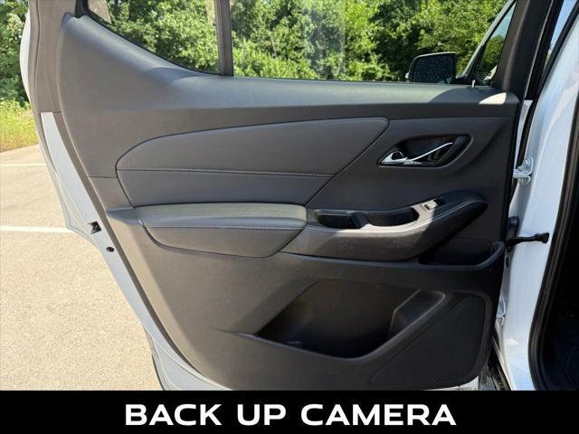 used 2023 Chevrolet Traverse car, priced at $32,000