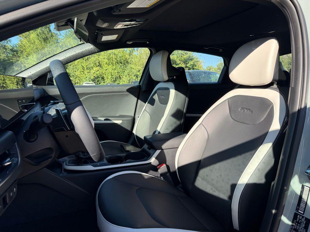 new 2025 Kia K4 car, priced at $25,533