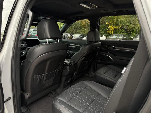 used 2024 Kia Telluride car, priced at $47,177