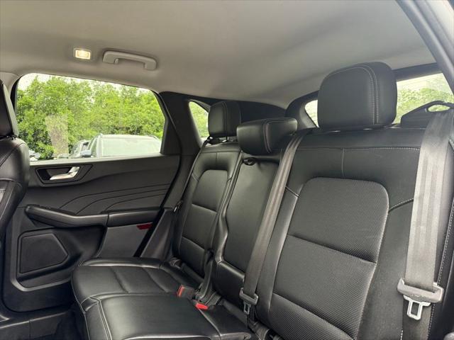 used 2022 Ford Escape car, priced at $21,235
