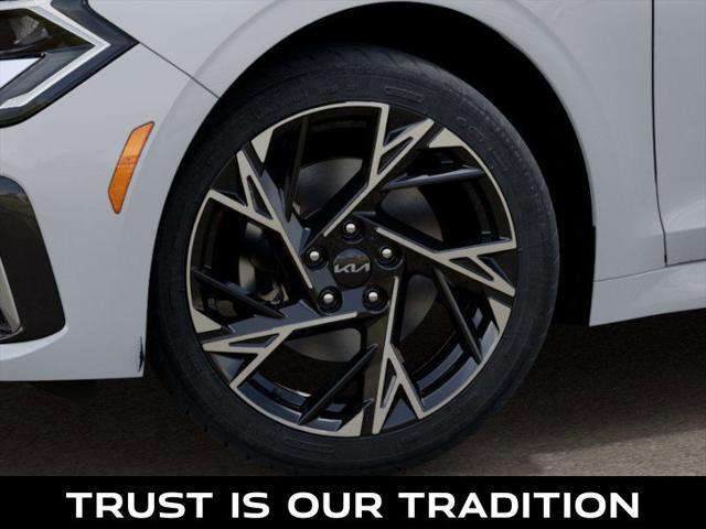 new 2025 Kia K5 car, priced at $31,688