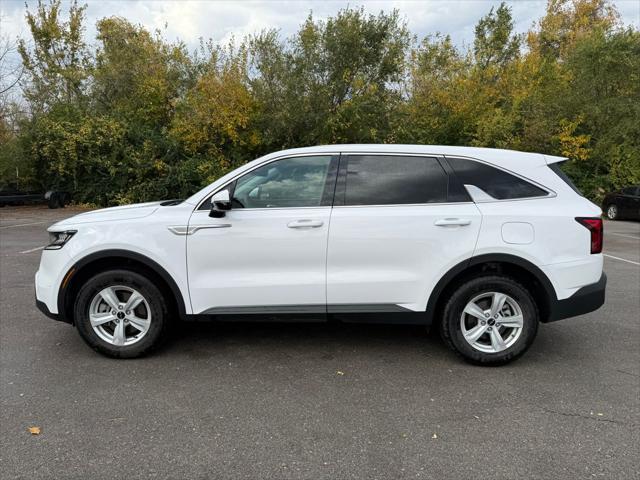 used 2023 Kia Sorento car, priced at $26,767