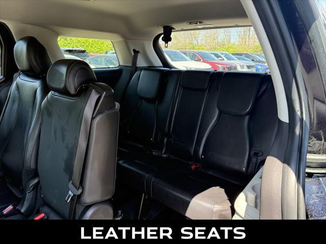 used 2022 Kia Carnival car, priced at $20,000