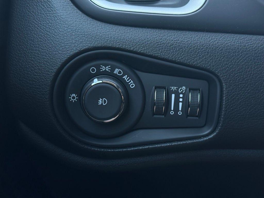 used 2019 Jeep Renegade car, priced at $17,113