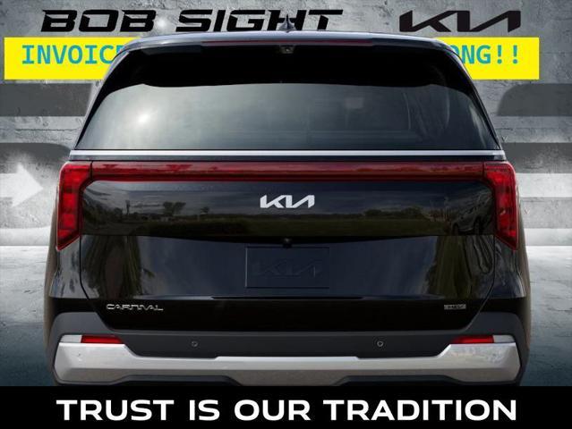 new 2025 Kia Carnival Hybrid car, priced at $41,485