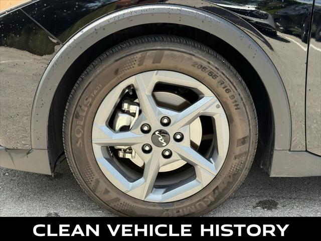 used 2025 Kia K4 car, priced at $23,500