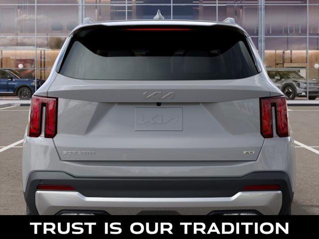 new 2025 Kia Sorento car, priced at $38,235