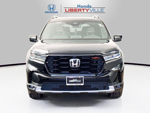 new 2025 Honda Pilot car, priced at $47,787