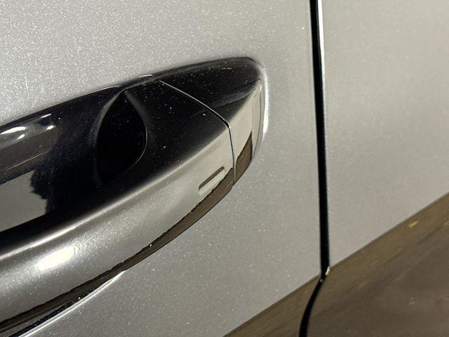 used 2021 Volkswagen Atlas car, priced at $25,000