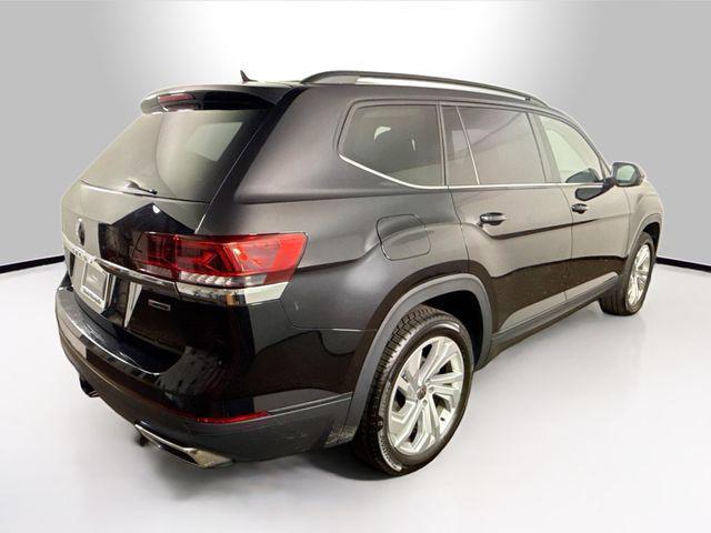 used 2021 Volkswagen Atlas car, priced at $25,000
