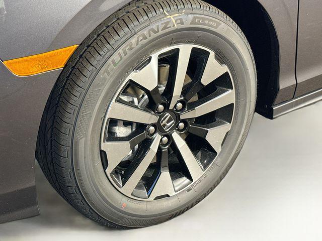 new 2026 Honda Odyssey car, priced at $41,637