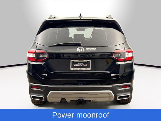 new 2025 Honda Pilot car, priced at $47,276