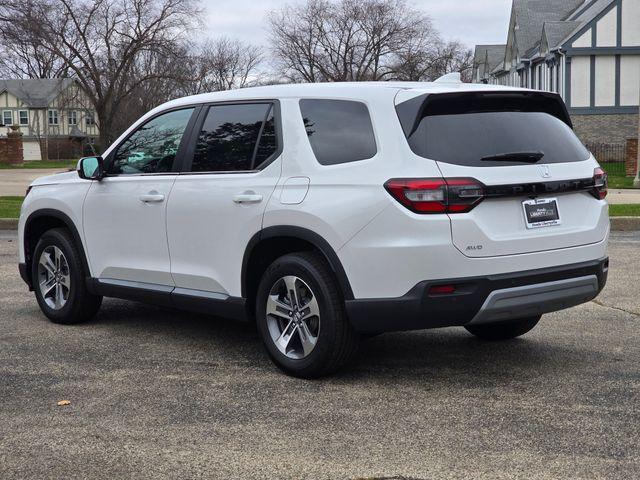 new 2025 Honda Pilot car, priced at $44,345