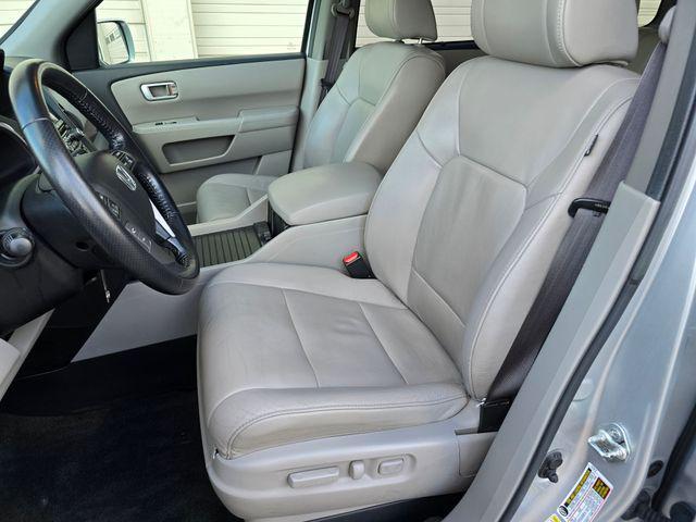 used 2013 Honda Pilot car, priced at $10,000