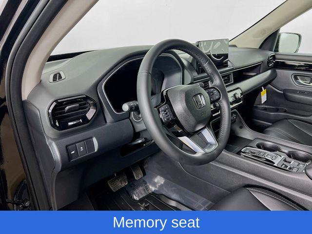 new 2025 Honda Pilot car, priced at $44,894