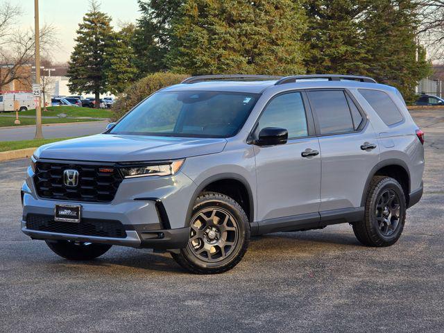 new 2025 Honda Pilot car, priced at $51,730