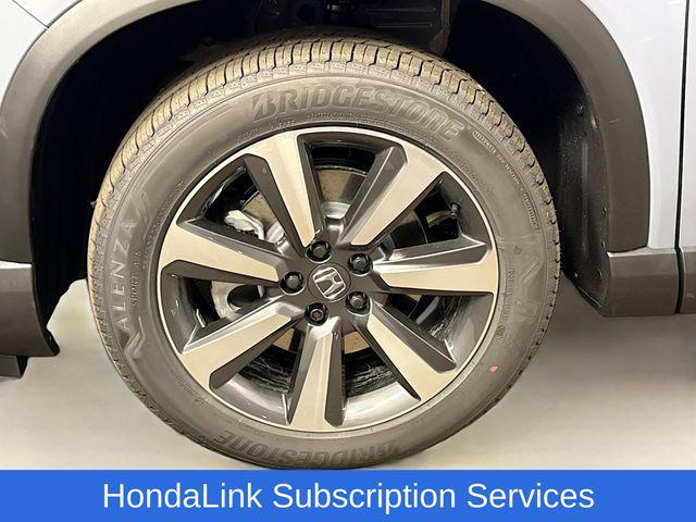 new 2025 Honda Pilot car, priced at $47,703