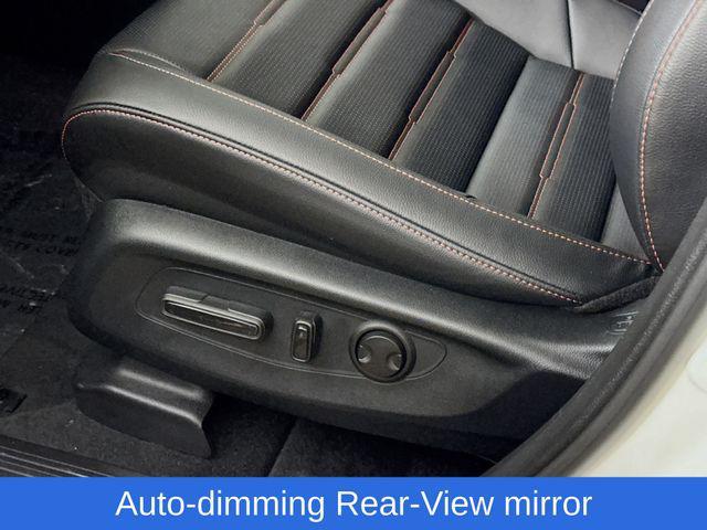 new 2026 Honda CR-V Hybrid car, priced at $40,015