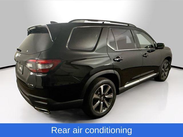 new 2025 Honda Pilot car, priced at $49,849