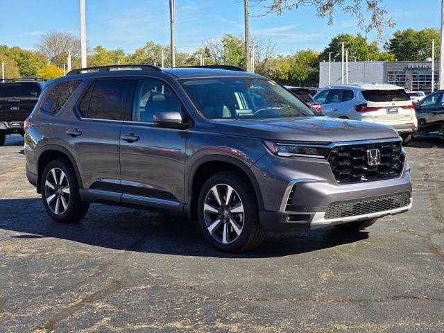 new 2025 Honda Pilot car, priced at $46,926