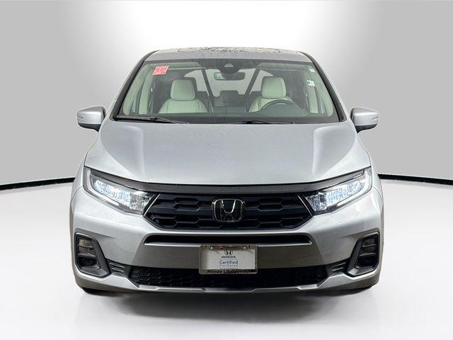 used 2025 Honda Odyssey car, priced at $37,910