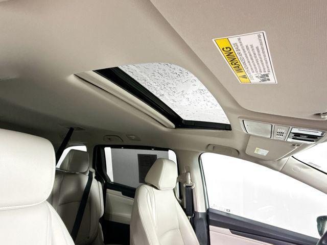 used 2025 Honda Odyssey car, priced at $37,910