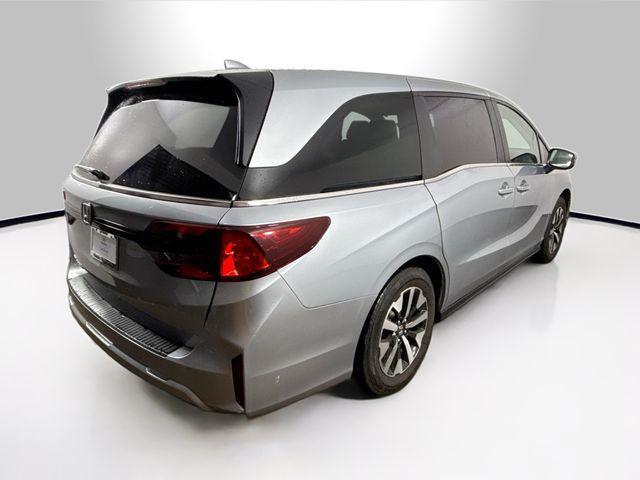 used 2025 Honda Odyssey car, priced at $37,910