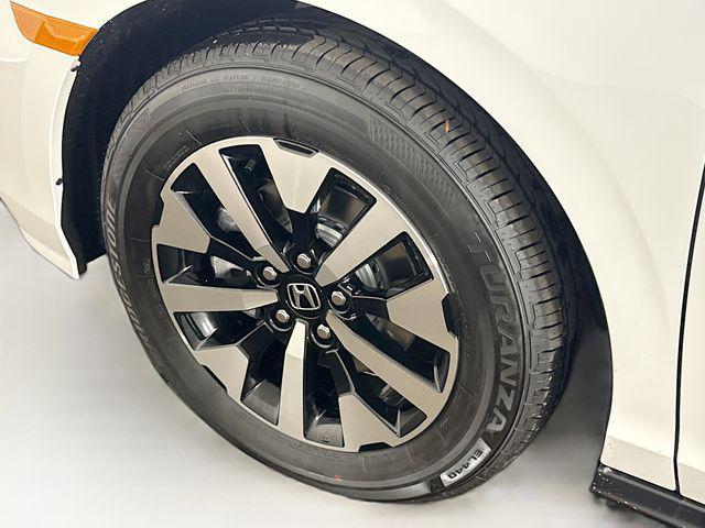 new 2026 Honda Odyssey car, priced at $42,510