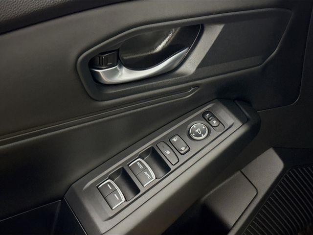 new 2025 Honda Accord car, priced at $30,319