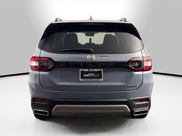 new 2025 Honda Pilot car, priced at $48,166